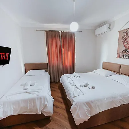 Отель Reve De 3*