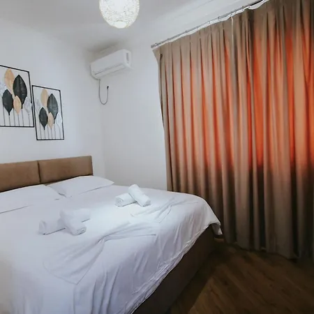 Отель Reve De 3*