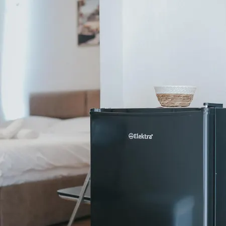 Reve De Отель Тирана