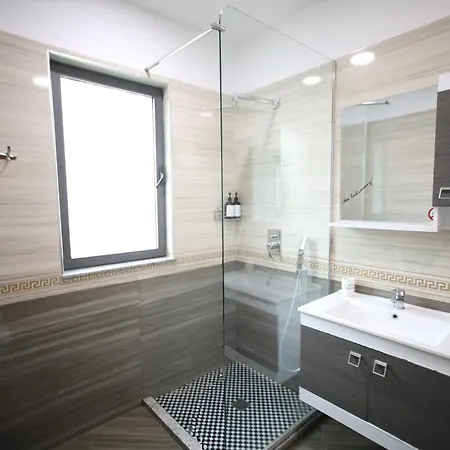 Reve De Отель Тирана