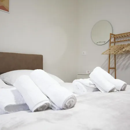 Reve De Hotel