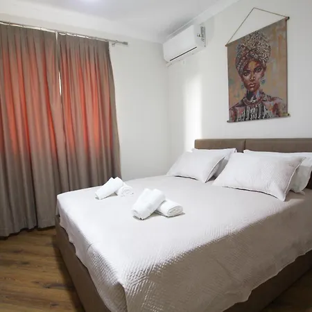 Reve De Hotel