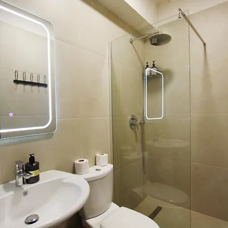 Hotel Reve De Tirana