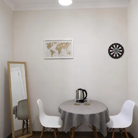 Reve De 3* Τίρανα